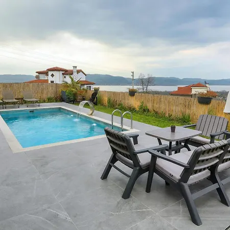 Villa New Balturk *